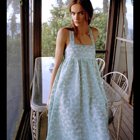 🖤Kimchi Blue Bursting Heart Sequins Dress - NWT🖤 - Picture 5 of 8